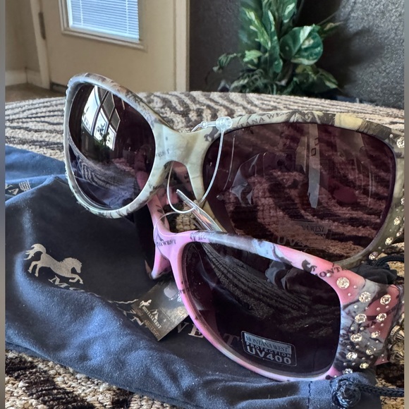Montana west brand new bling, sunglasses - Picture 6 of 6